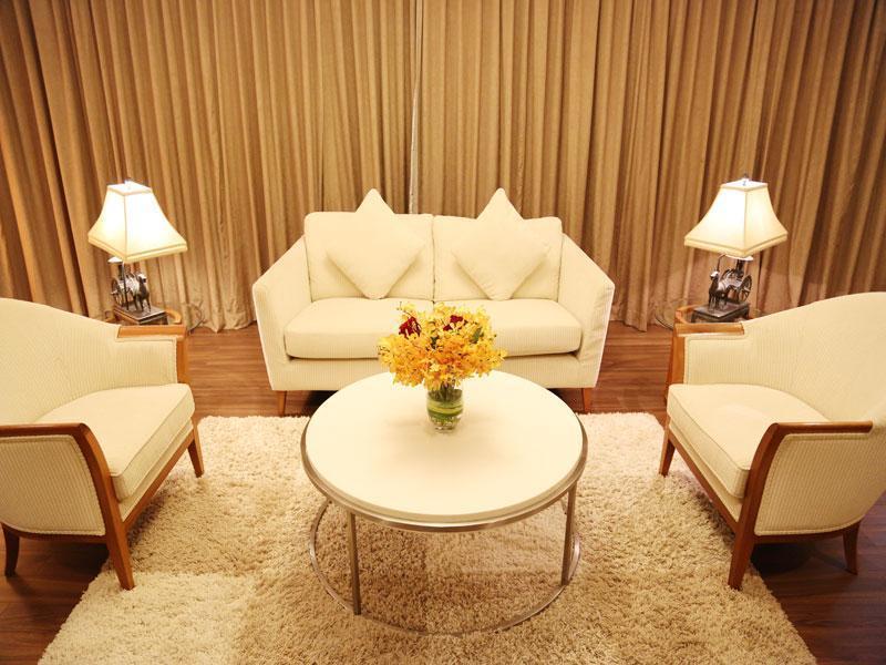 Plaza Sutera Biru Hotel Kuala Belait Exterior foto